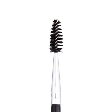 Dual-Ended Firm Detail Brush #14